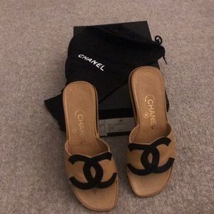 Authentic Channel beige slides